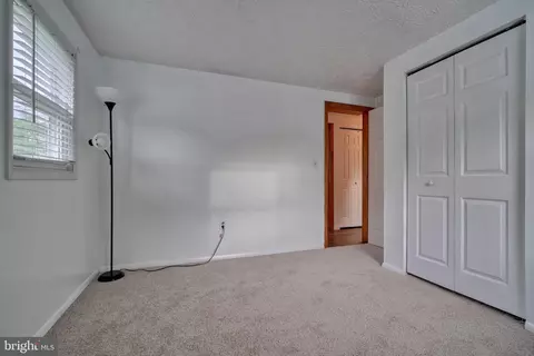 18 Johnson Rd, Pasadena, MD 21122 photo 25