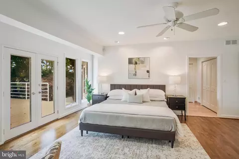Bedroom - 2826 Broadview Ter, Annapolis, MD 21401 photo 1 of 7