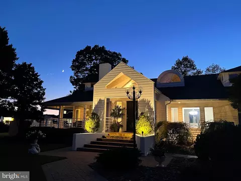Exterior - 2826 Broadview Ter, Annapolis, MD 21401 photo 4 of 41