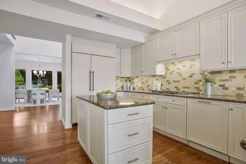 Kitchen - 2826 Broadview Ter, Annapolis, MD 21401 photo 2 of 6
