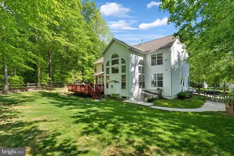 Exterior - 8008 Big Pool Rd, Laurel, MD 20724 photo 2 of 2
