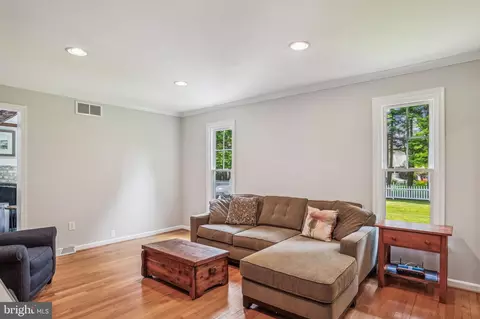 Living - 84 Tarragon Ln, Edgewater, MD 21037 photo 1 of 2