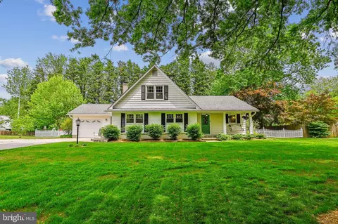 84 Tarragon Ln, Edgewater, MD 21037
