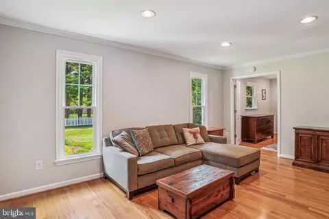 Living - 84 Tarragon Ln, Edgewater, MD 21037 photo 2 of 2