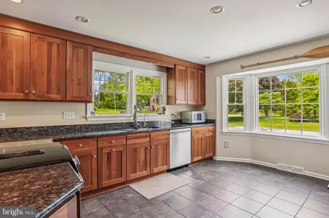 Kitchen - 84 Tarragon Ln, Edgewater, MD 21037 photo 1 of 2