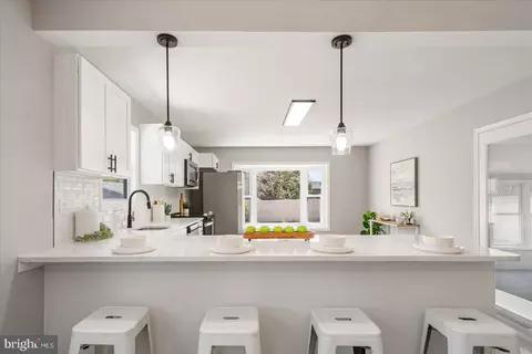 Kitchen - 253 Carvel Rd, Pasadena, MD 21122 photo 1 of 7