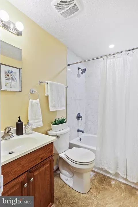 Bath - 7728 Acrocomia Dr, Hanover, MD 21076 photo 2 of 3