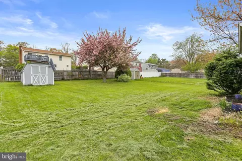 Exterior - 7728 Acrocomia Dr, Hanover, MD 21076 photo 5 of 8