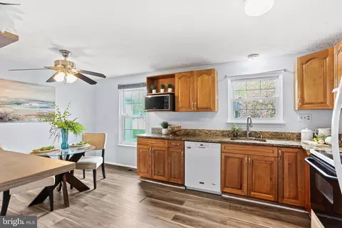 Kitchen - 7728 Acrocomia Dr, Hanover, MD 21076 photo 1 of 3