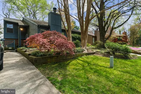 1817 Glade Ct, Annapolis, MD 21403