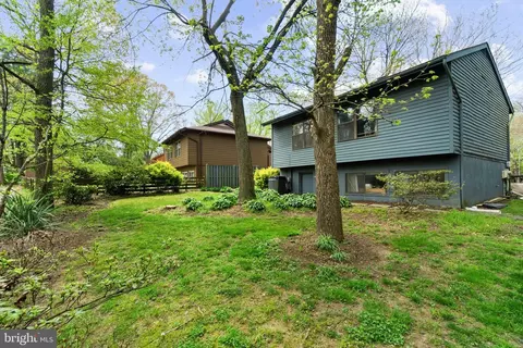 Exterior - 1817 Glade Ct, Annapolis, MD 21403 photo 4 of 9