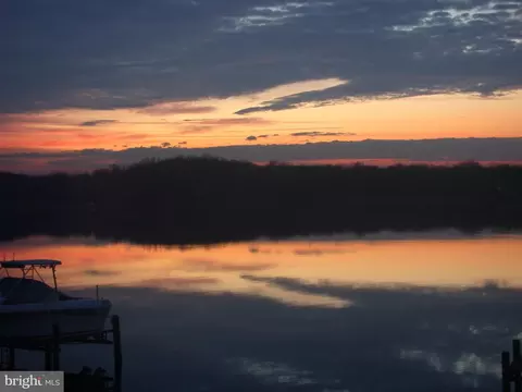 View/Area - 1136 Shore Dr, Edgewater, MD 21037 photo 5 of 11