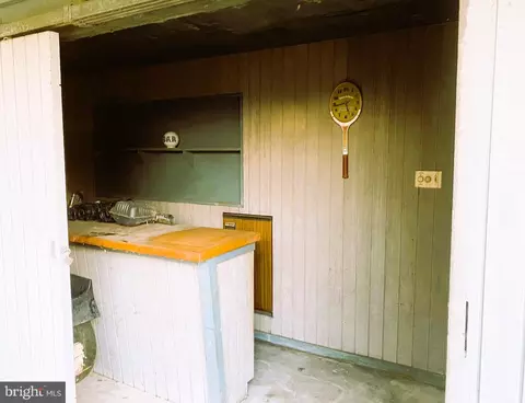 Other - 1136 Shore Dr, Edgewater, MD 21037 photo 2 of 6