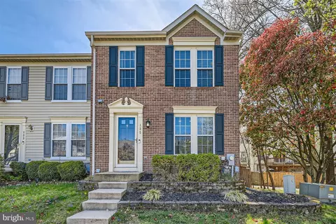 135 Foxchase Dr, Glen Burnie, MD 21061