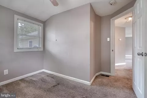 690 208th St, Pasadena, MD 21122 photo 32