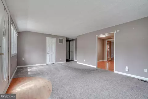 690 208th St, Pasadena, MD 21122 photo 11