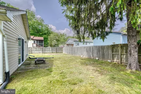 690 208th St, Pasadena, MD 21122 photo 5
