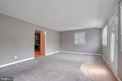 690 208th St, Pasadena, MD 21122 photo 12