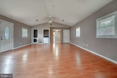 690 208th St, Pasadena, MD 21122 photo 15