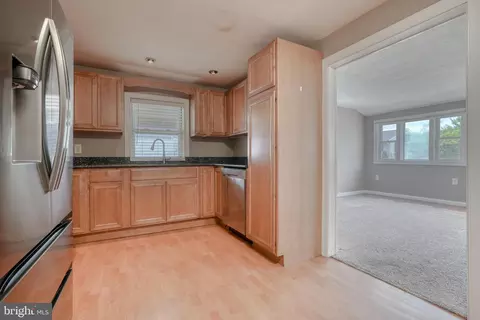 690 208th St, Pasadena, MD 21122 photo 20