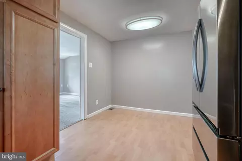 690 208th St, Pasadena, MD 21122 photo 18