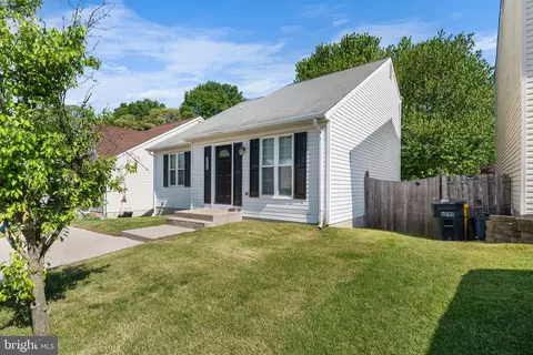 3426 Marble Arch Dr, Pasadena, MD 21122 photo 2