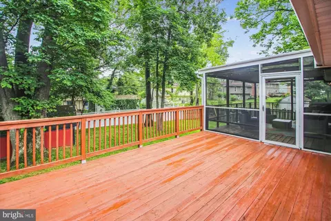 Exterior - 992 Seville Ct, Arnold, MD 21012 photo 2 of 5