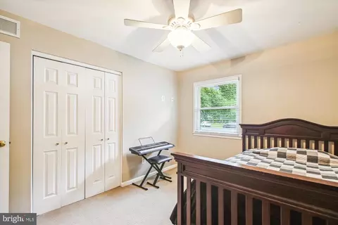 Bedroom - 992 Seville Ct, Arnold, MD 21012 photo 6 of 12