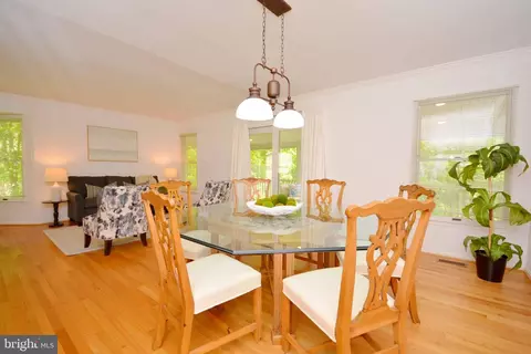Dining - 955 Heather Way, Annapolis, MD 21401 photo 3 of 6