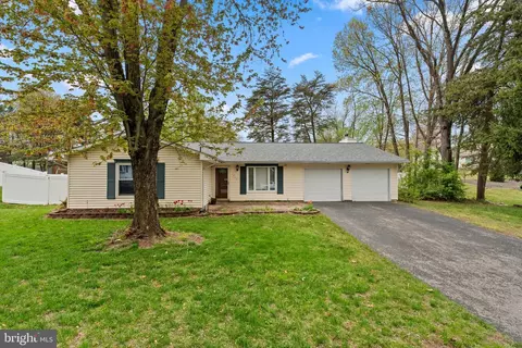 7836 Metacomet Rd, Hanover, MD 21076