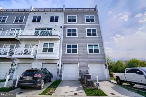 Exterior - 563 Leftwich Ln, Annapolis, MD 21401 photo 6 of 11