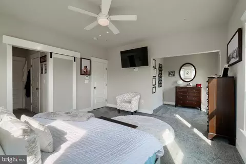 Bedroom - 563 Leftwich Ln, Annapolis, MD 21401 photo 4 of 9