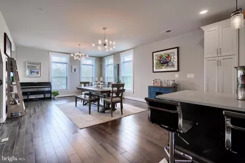 Dining - 563 Leftwich Ln, Annapolis, MD 21401 photo 2 of 4