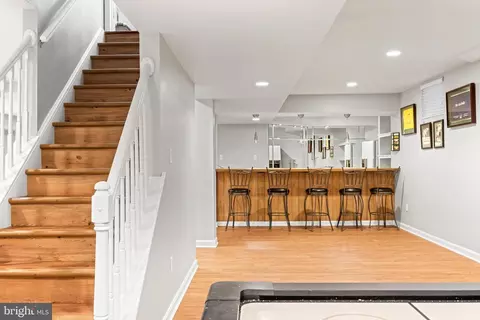 Entry Way - 1552 Shipsview Rd, Annapolis, MD 21409 photo 21 of 23
