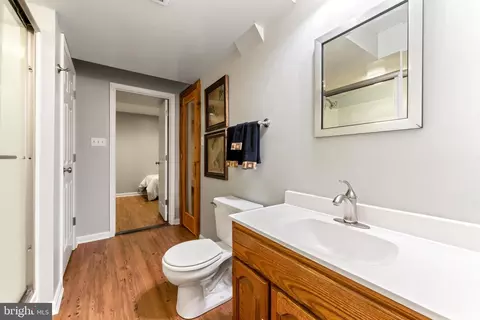 Bath - 1552 Shipsview Rd, Annapolis, MD 21409 photo 12 of 12