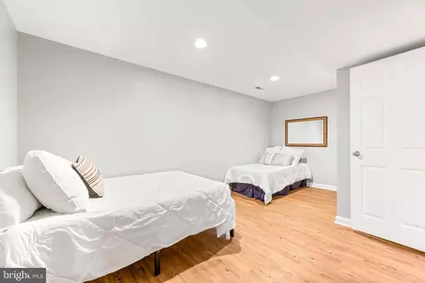 Bedroom - 1552 Shipsview Rd, Annapolis, MD 21409 photo 9 of 9