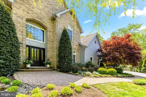 Exterior - 1552 Shipsview Rd, Annapolis, MD 21409 photo 2 of 26