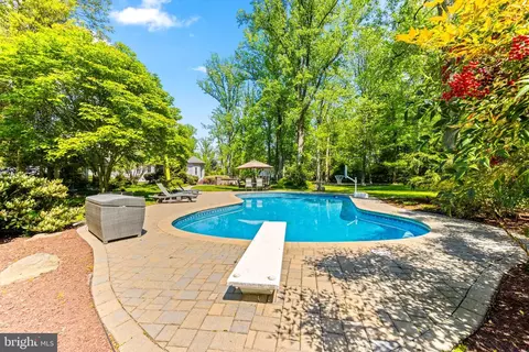 Exterior - 1552 Shipsview Rd, Annapolis, MD 21409 photo 11 of 26
