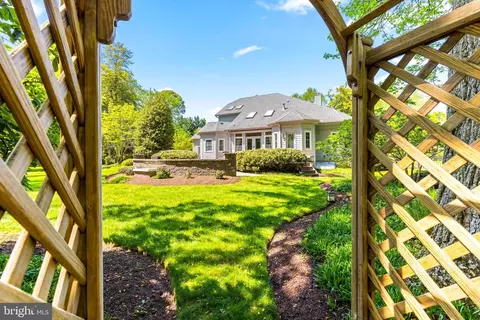 Exterior - 1552 Shipsview Rd, Annapolis, MD 21409 photo 19 of 26