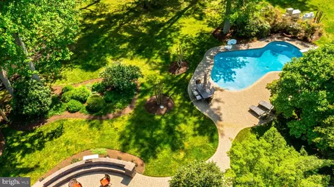 Exterior - 1552 Shipsview Rd, Annapolis, MD 21409 photo 4 of 26
