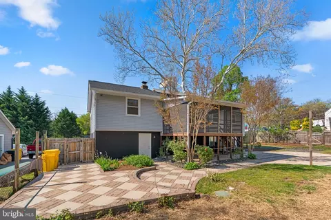 Exterior - 813 Hillside Ave, Edgewater, MD 21037 photo 9 of 10