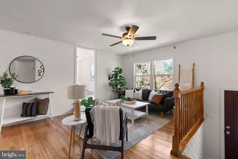 Dining - 813 Hillside Ave, Edgewater, MD 21037 photo 1 of 5