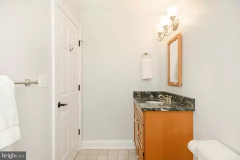 Bath - 136 Porter Dr, Annapolis, MD 21401 photo 7 of 11
