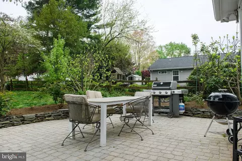 Exterior - 136 Porter Dr, Annapolis, MD 21401 photo 4 of 17
