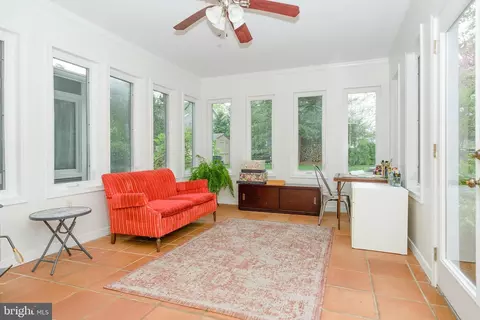 Exterior - 136 Porter Dr, Annapolis, MD 21401 photo 2 of 17