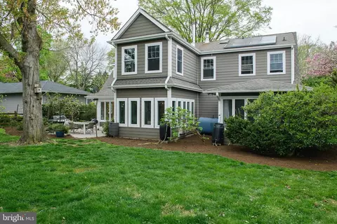 Exterior - 136 Porter Dr, Annapolis, MD 21401 photo 9 of 17