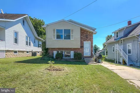 105 A Oak Ave, Glen Burnie, MD 21061
