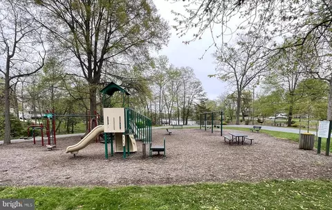 1727 Forestville Rd, Edgewater, MD 21037 photo 8