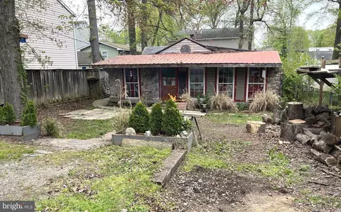 1727 Forestville Rd, Edgewater, MD 21037 photo 2