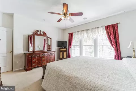 Bedroom - 678 Emerald Way #2, Odenton, MD 21113 photo 2 of 6